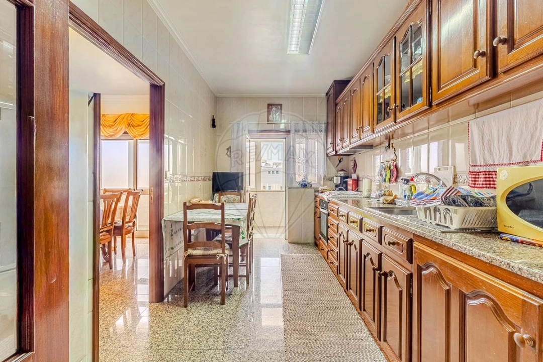 Apartamento T3 para Venda em Bonfim Foto 9