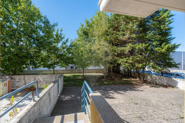 Apartamento T1 para Venda em Eiras e São Paulo de Frades Foto 16