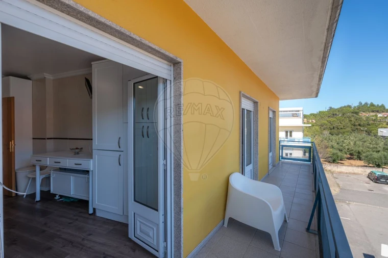 Apartamento T1 para Venda em Eiras e São Paulo de Frades Foto 8