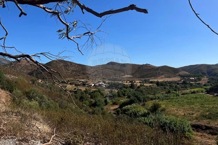 Terreno para Venda em Alferce Foto 6