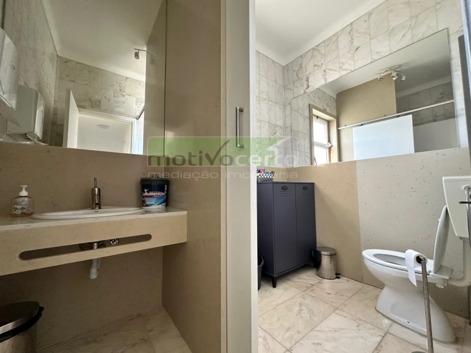 Escritório para Arrendamento em Almargem do Bispo, Pêro Pinheiro e Montelavar Foto 16