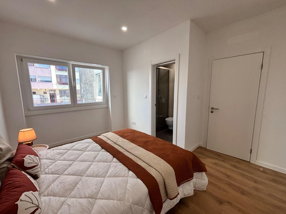 Apartamento T3 para Venda em Benfica Foto 10