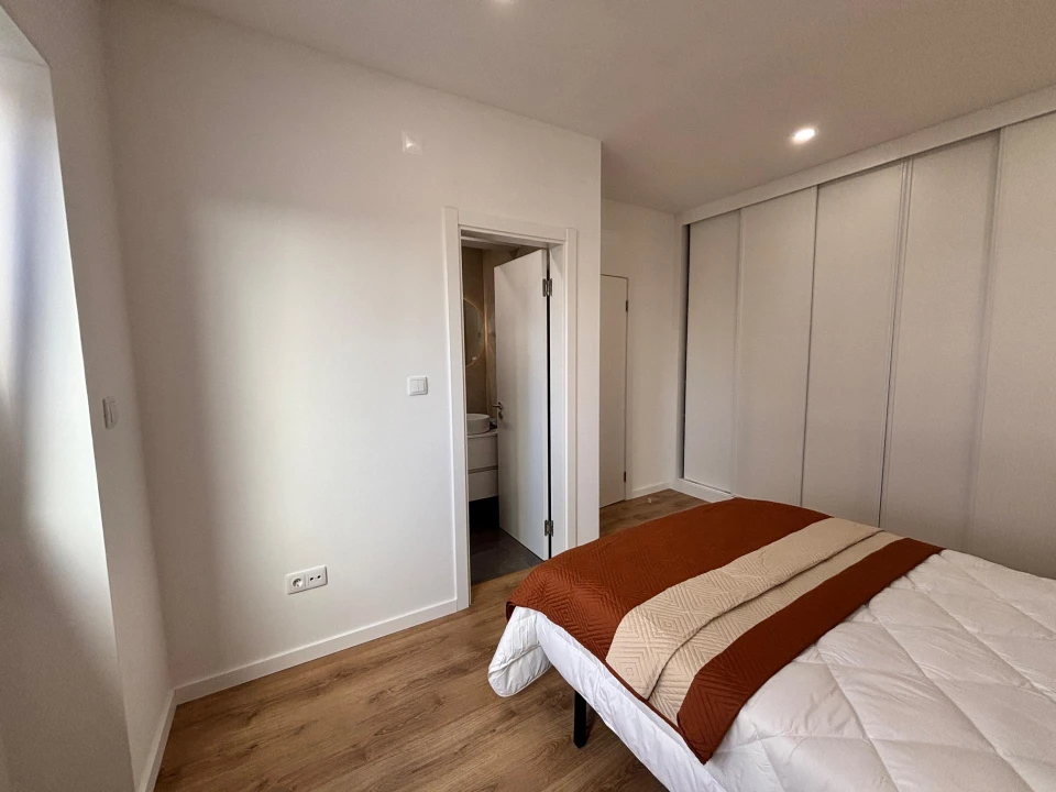 Apartamento T3 para Venda em Benfica Foto 9