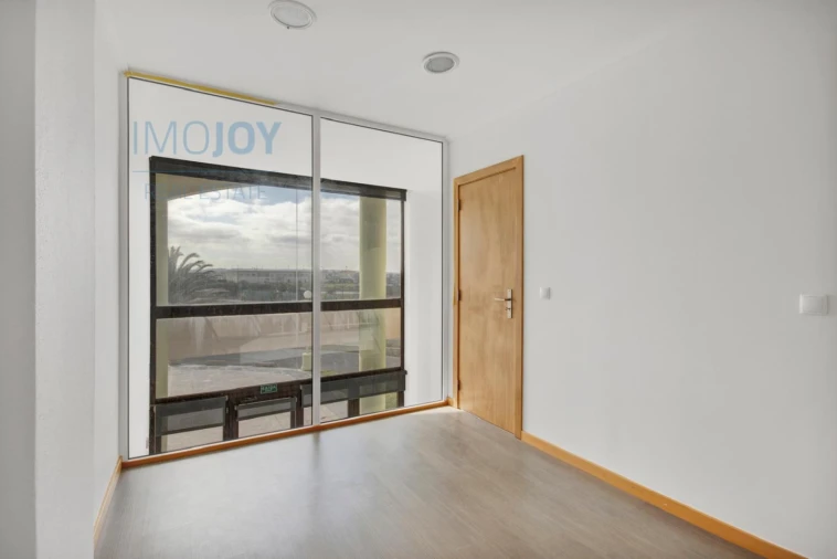 Loja para Venda em Peniche Foto 13