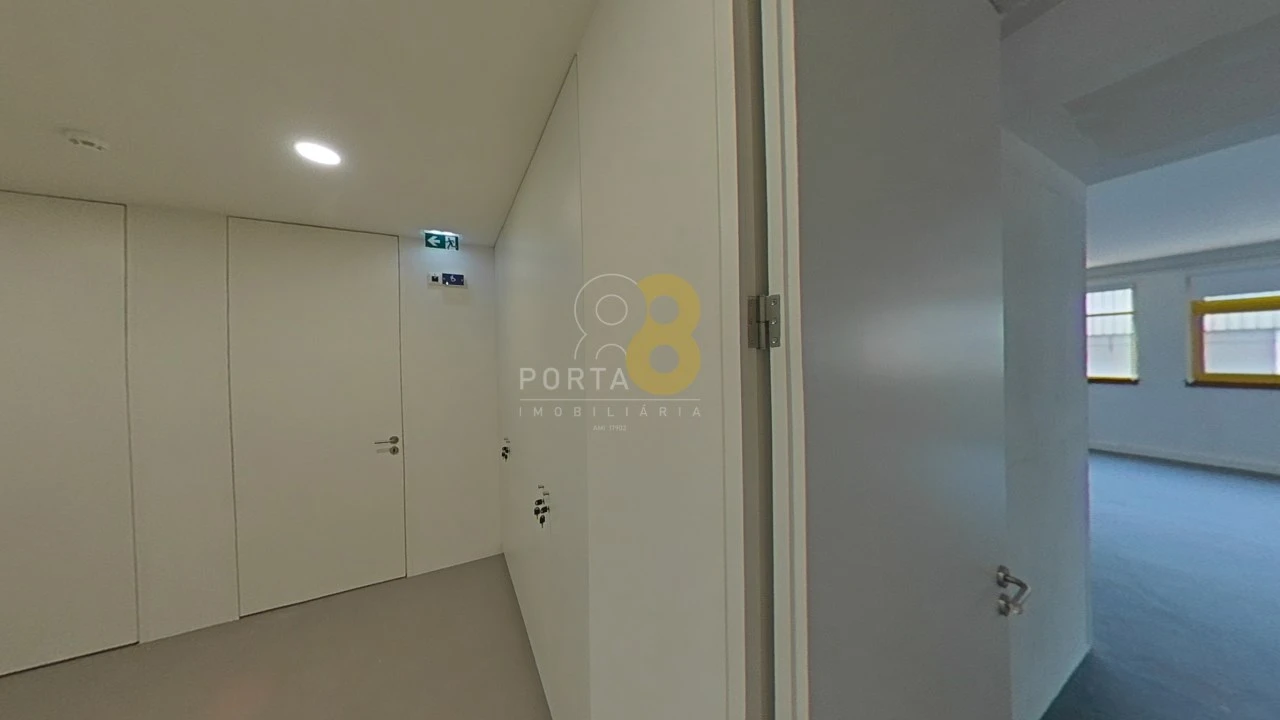 Escritório para Arrendamento em Ramalde Foto 2