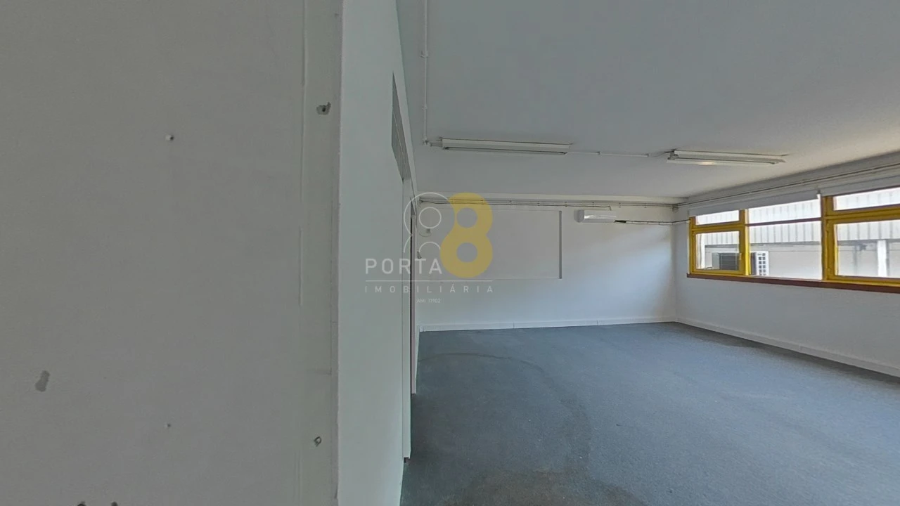 Escritório para Arrendamento em Ramalde Foto 9