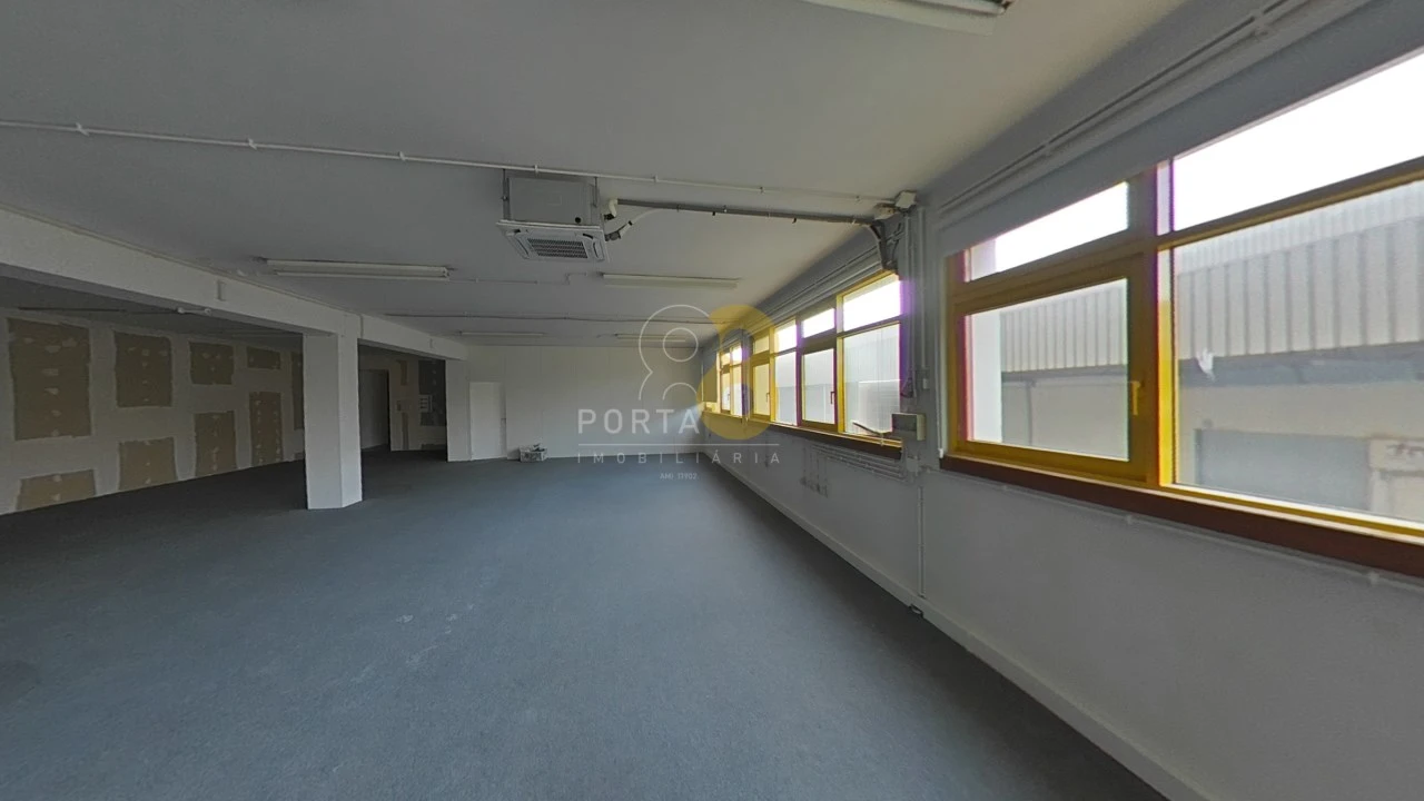 Escritório para Arrendamento em Ramalde Foto 29