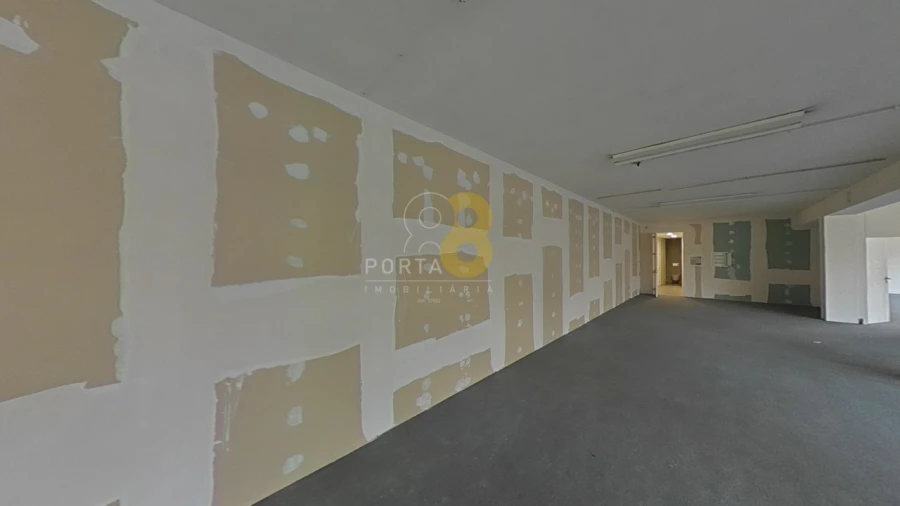Escritório para Arrendamento em Ramalde Foto 31