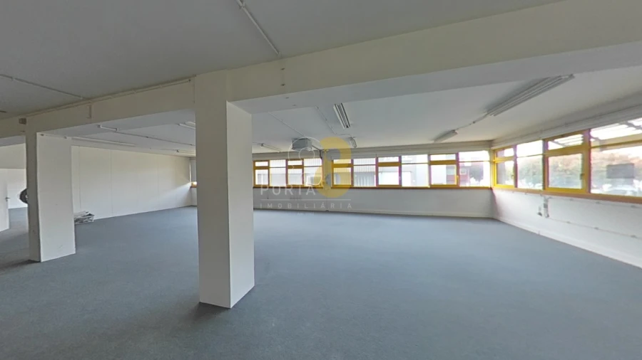 Escritório para Arrendamento em Ramalde Foto 32