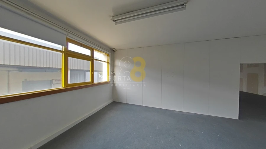 Escritório para Arrendamento em Ramalde Foto 33