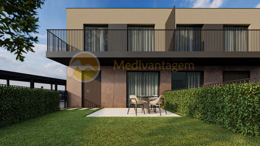 Moradia T3 para Venda em Lamas Foto 1