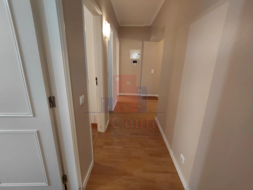 Apartamento T3 para Arrendamento em Caldas da Rainha - Santo Onofre e Serra do Bouro Foto 20