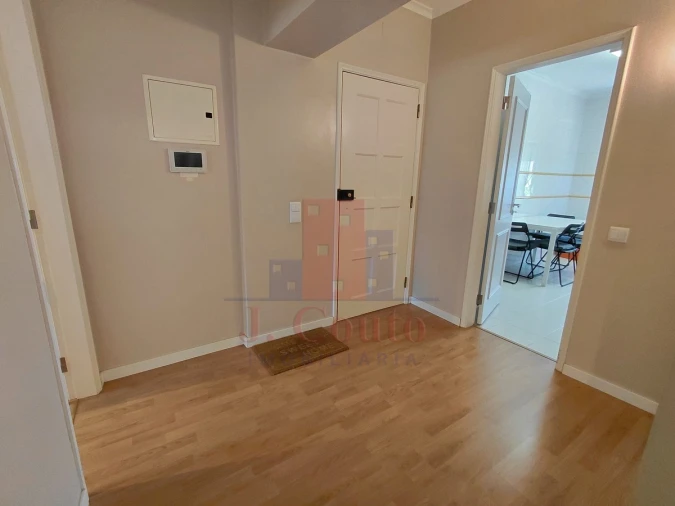 Apartamento T3 para Arrendamento em Caldas da Rainha - Santo Onofre e Serra do Bouro Foto 1