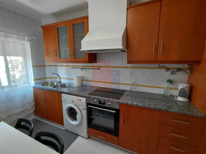 Apartamento T3 para Arrendamento em Caldas da Rainha - Santo Onofre e Serra do Bouro Foto 7