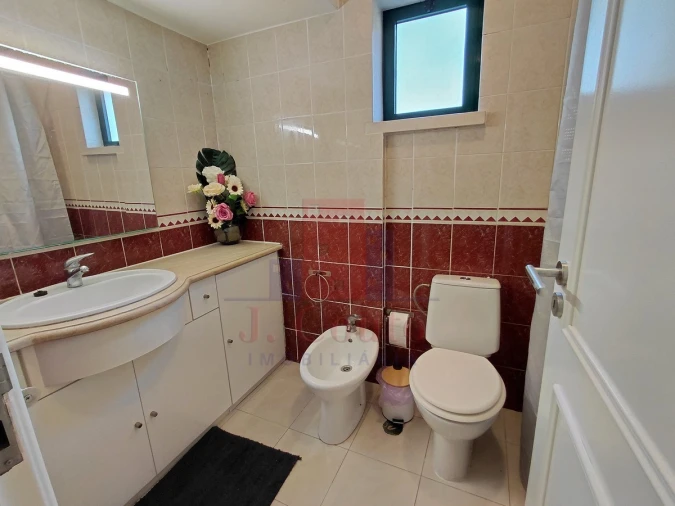 Apartamento T3 para Arrendamento em Caldas da Rainha - Santo Onofre e Serra do Bouro Foto 17