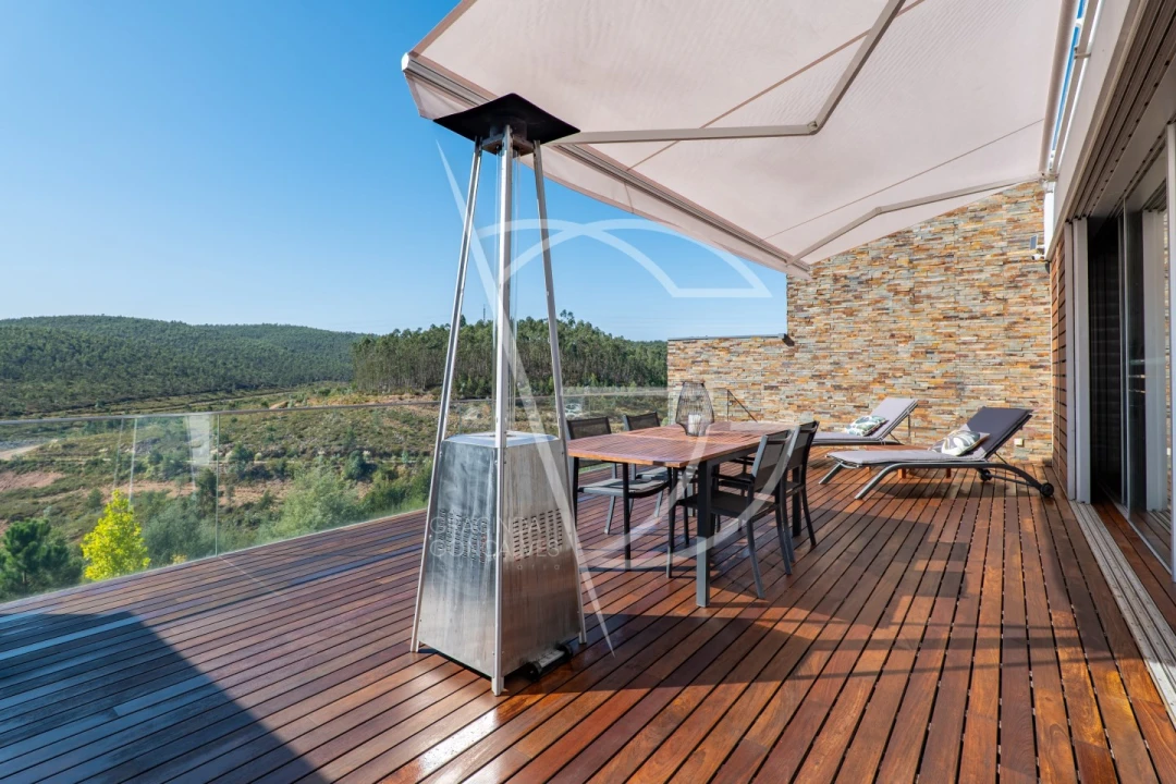 Moradia T4 para Venda em Água Longa Foto 7