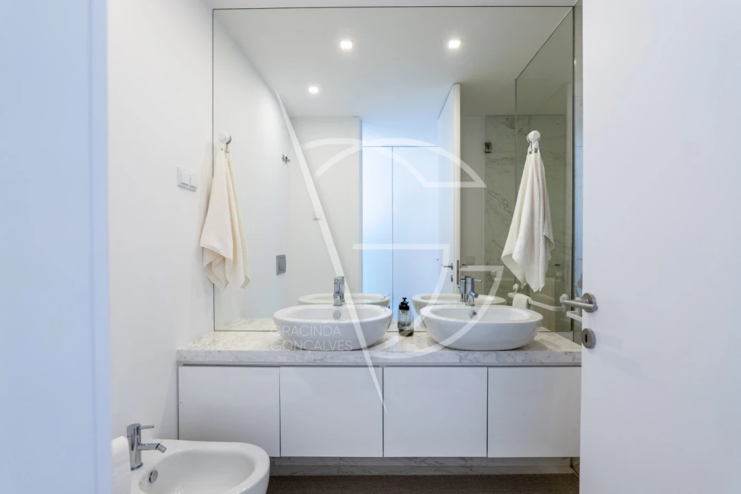 Moradia T4 para Venda em Água Longa Foto 27