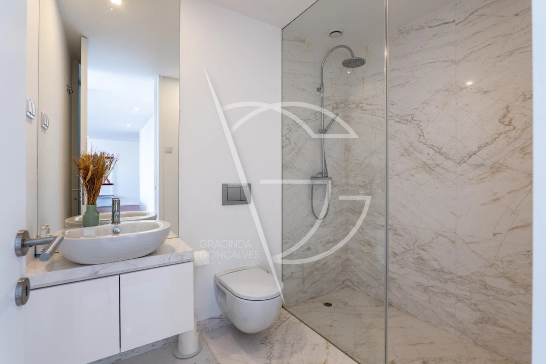 Moradia T4 para Venda em Água Longa Foto 33