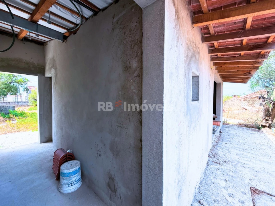 Moradia T3 para Venda em São Pedro de Tomar Foto 42