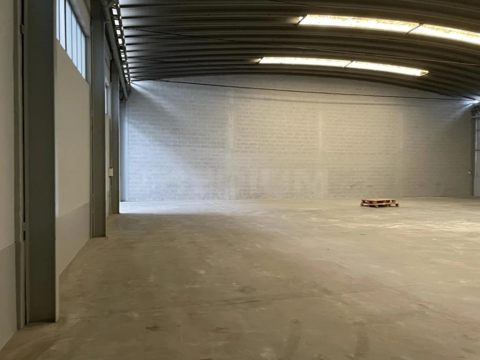 Armazém para Arrendamento em Esmeriz e Cabeçudos Foto 7