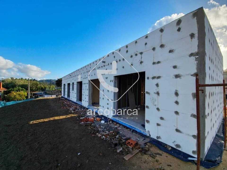 Moradia T3 para Venda em Prozelo Foto 1