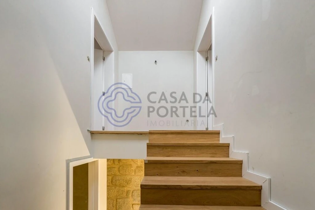 Apartamento T2 para Venda em Cedofeita, Santo Ildefonso, Sé, Miragaia, São Nicolau e Vitória Foto 6