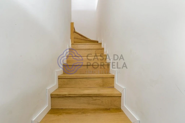 Apartamento T2 para Venda em Cedofeita, Santo Ildefonso, Sé, Miragaia, São Nicolau e Vitória Foto 5