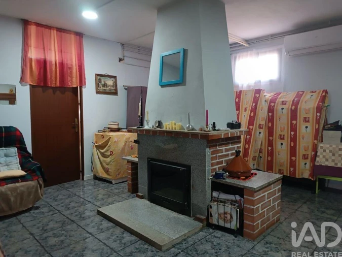 Moradia T4 para Venda em Vimioso Foto 22