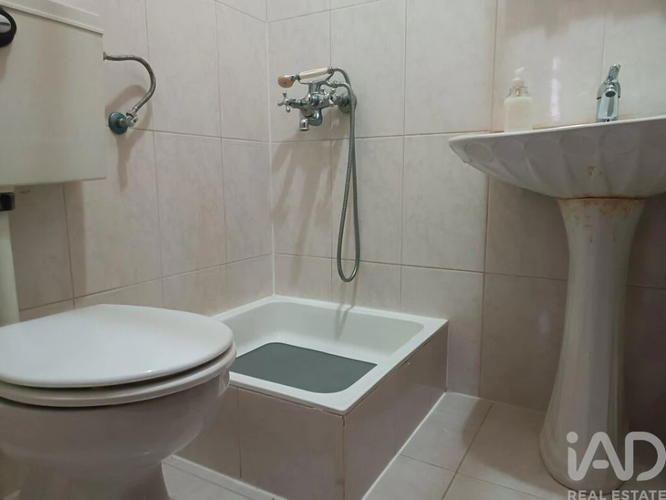 Moradia T4 para Venda em Vimioso Foto 23