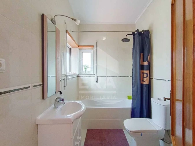 Moradia T3 para Venda em Alquerubim Foto 19