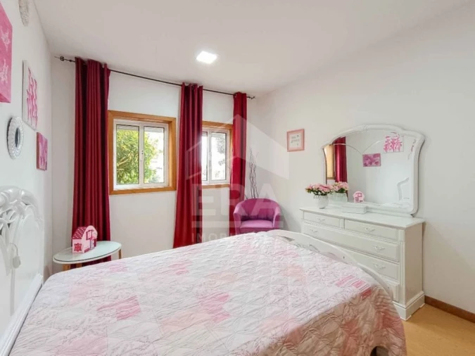 Moradia T3 para Venda em Alquerubim Foto 13