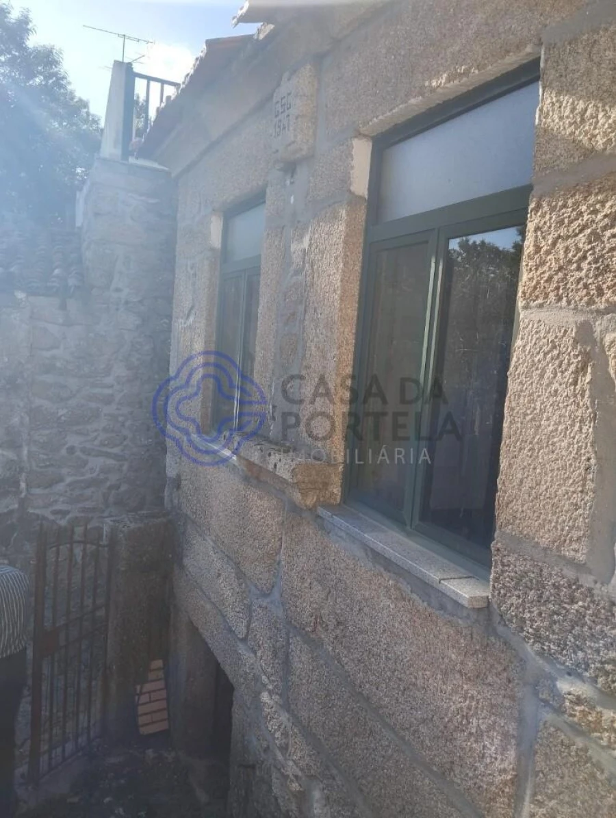 Moradia T2 para Venda em Cabaços Foto 5