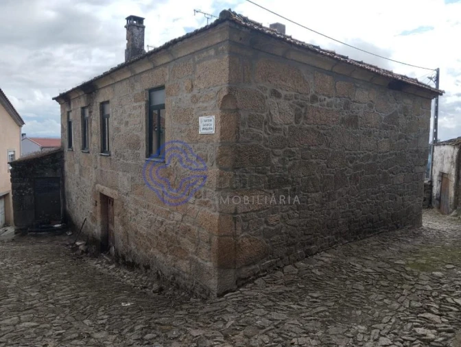 Moradia T2 para Venda em Cabaços