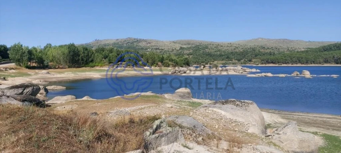 Moradia T2 para Venda em Cabaços Foto 21