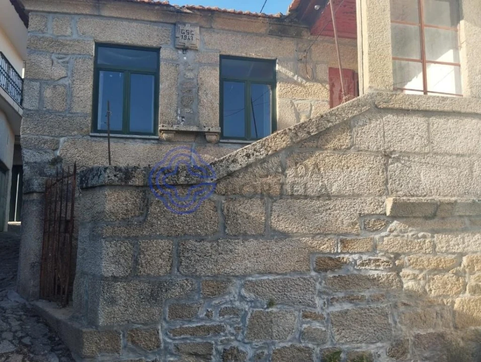 Moradia T2 para Venda em Cabaços Foto 8