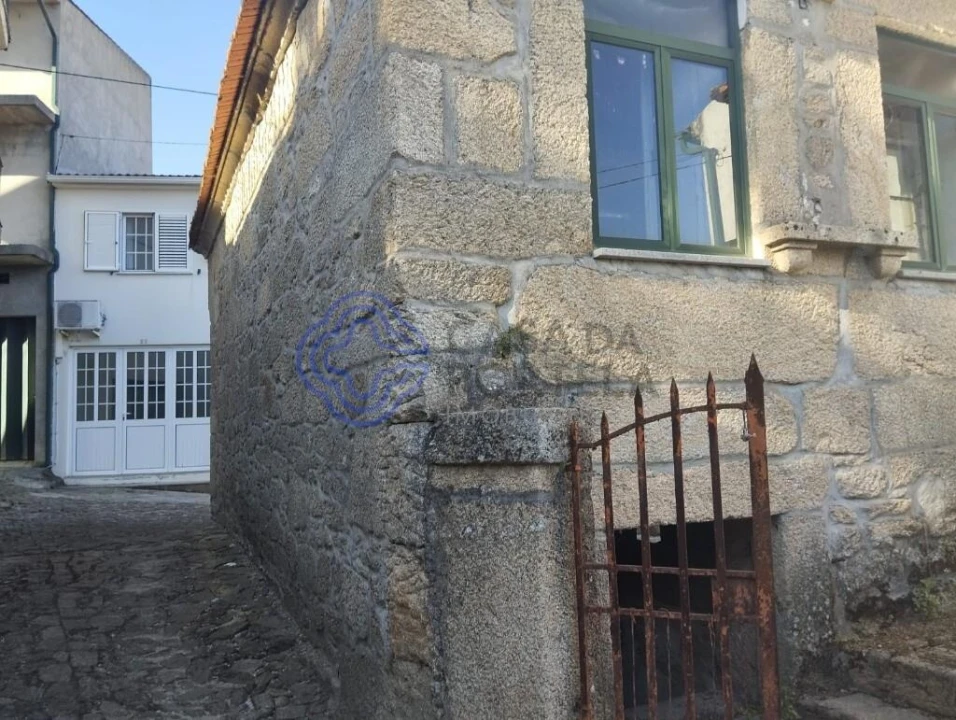 Moradia T2 para Venda em Cabaços Foto 6