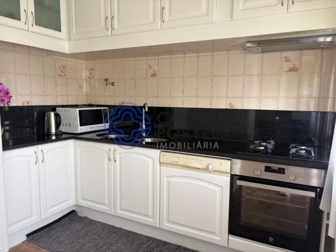 Moradia T4 para Venda em Sanguedo Foto 8