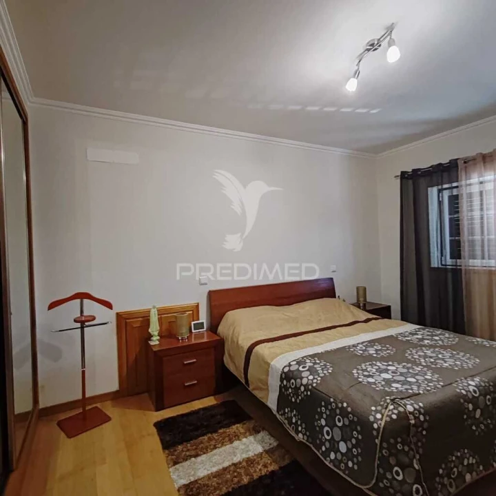 Moradia T4 para Venda em Nossa Senhora das Misericordias Foto 9