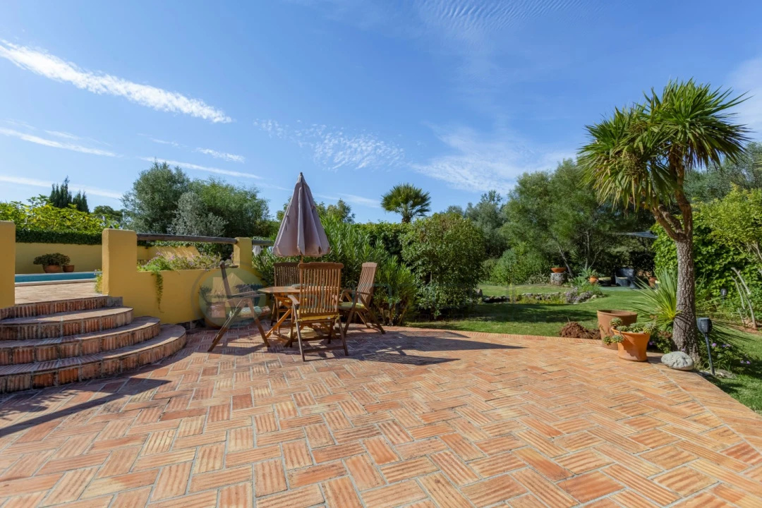 Moradia T4 para Venda em Bensafrim e Barão de São João Foto 6