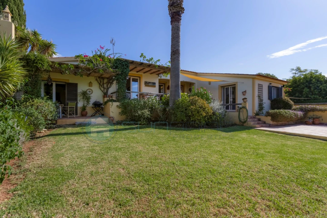 Moradia T4 para Venda em Bensafrim e Barão de São João Foto 32