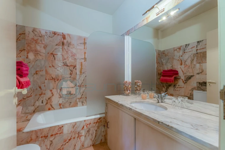 Moradia T4 para Venda em Bensafrim e Barão de São João Foto 35