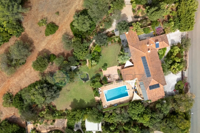 Moradia T4 para Venda em Bensafrim e Barão de São João Foto 41