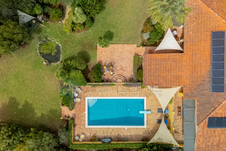 Moradia T4 para Venda em Bensafrim e Barão de São João Foto 44