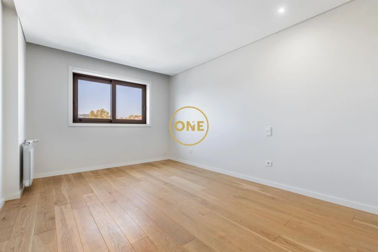 Apartamento T4 para Venda em Antas e Abade de Vermoim Foto 35