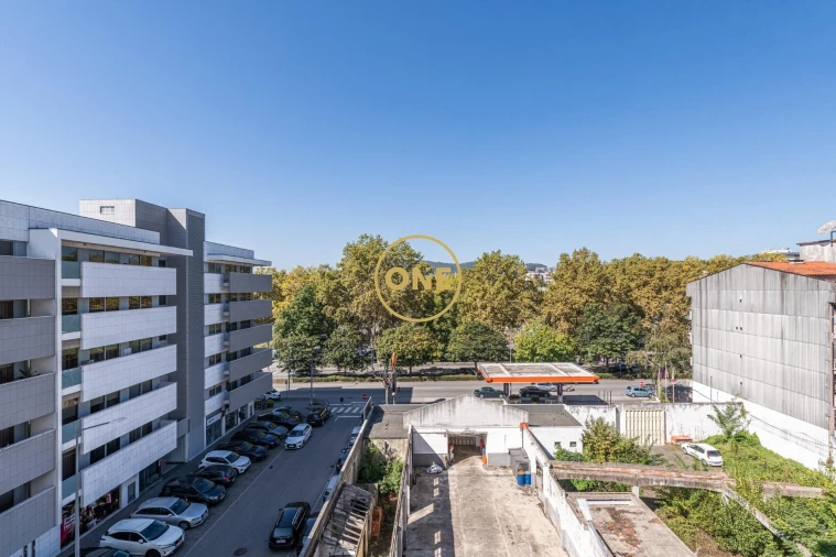 Apartamento T4 para Venda em Antas e Abade de Vermoim Foto 23