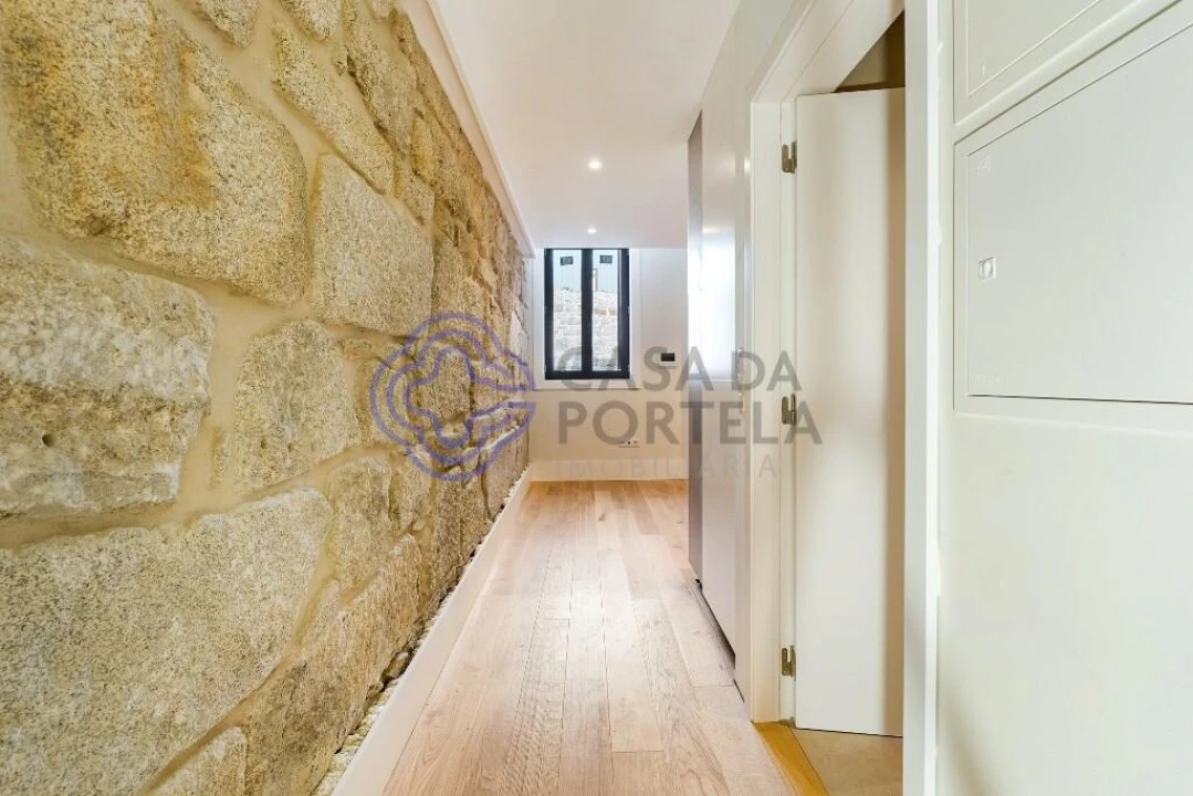 Apartamento T1 para Venda em Cedofeita, Santo Ildefonso, Sé, Miragaia, São Nicolau e Vitória Foto 2