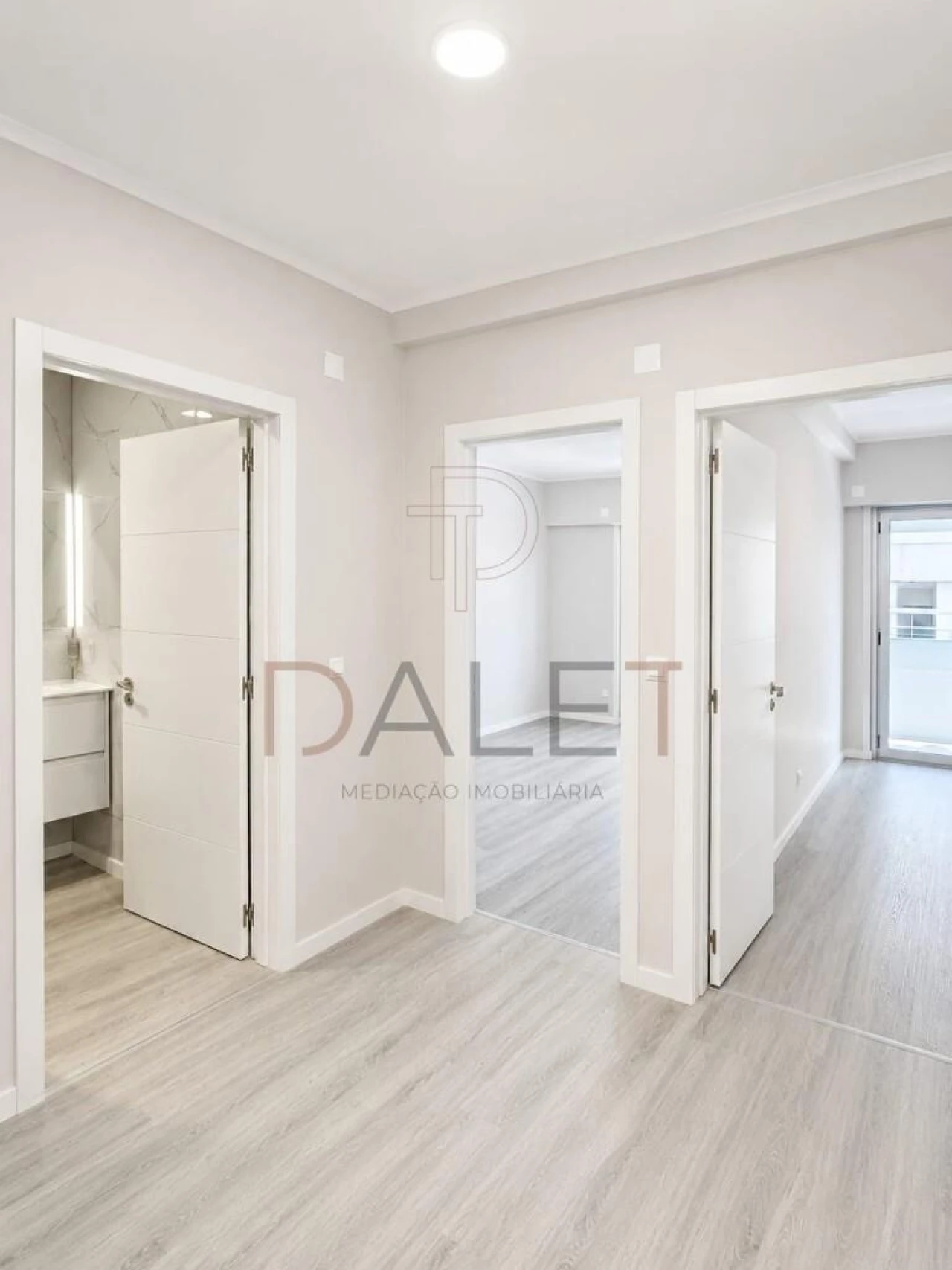 Apartamento T2 para Venda em Oeiras e São Julião da Barra, Paço de Arcos e Caxias Foto 20