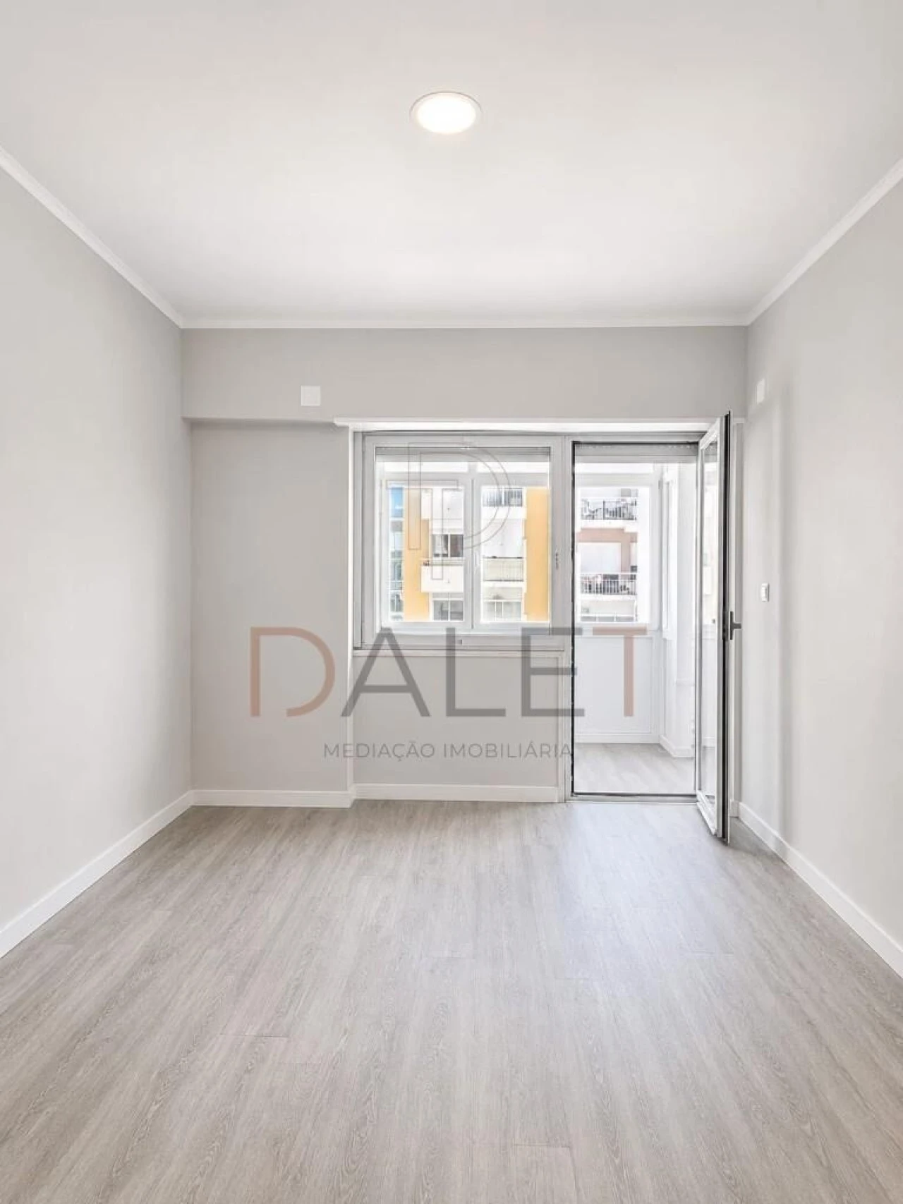 Apartamento T2 para Venda em Oeiras e São Julião da Barra, Paço de Arcos e Caxias Foto 6