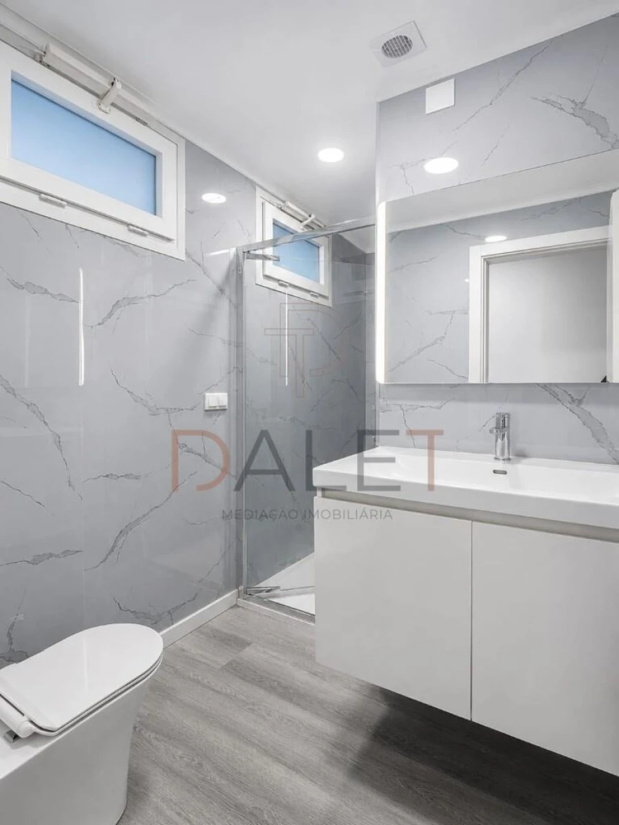 Apartamento T2 para Venda em Oeiras e São Julião da Barra, Paço de Arcos e Caxias Foto 14