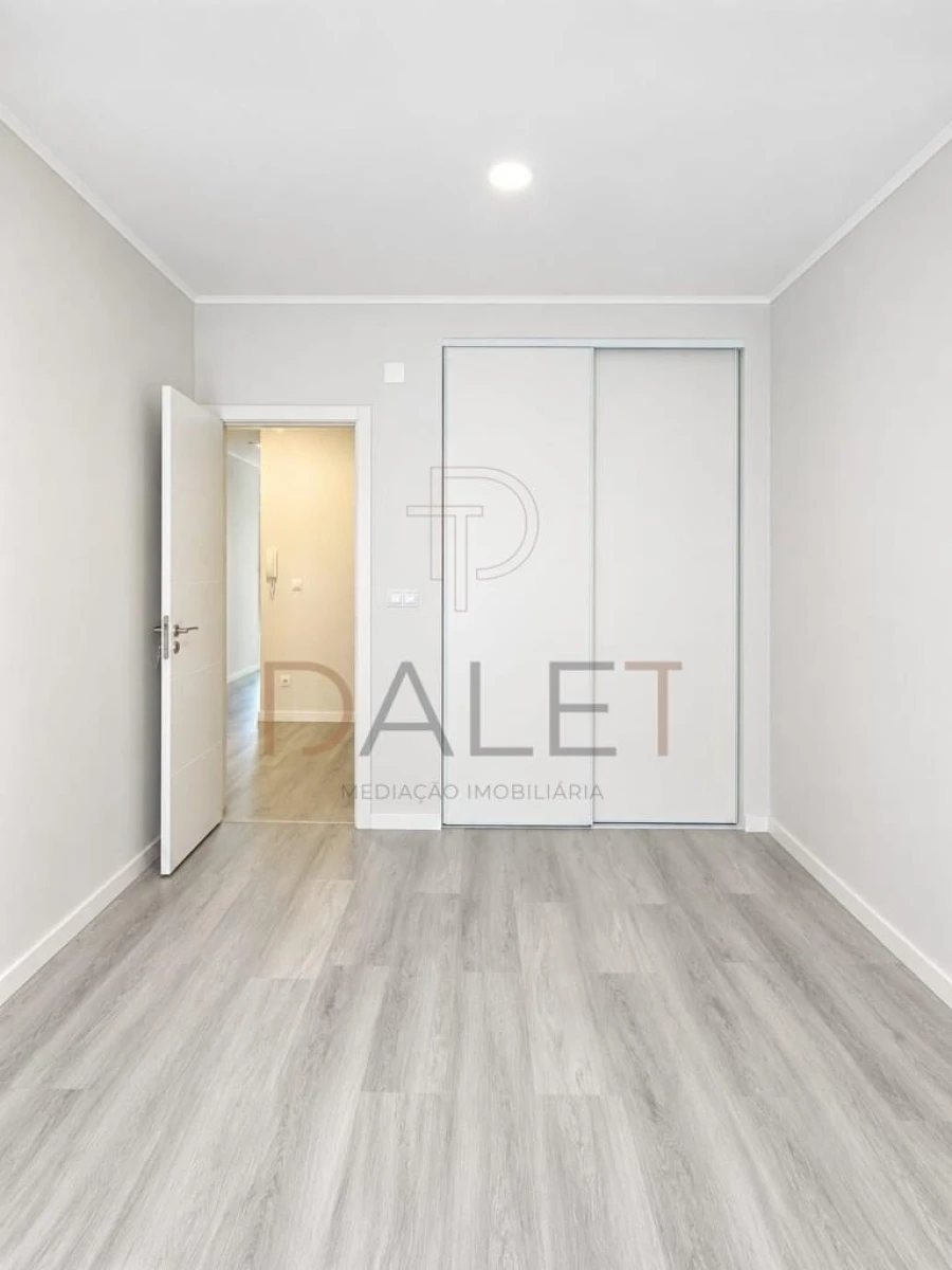 Apartamento T2 para Venda em Oeiras e São Julião da Barra, Paço de Arcos e Caxias Foto 17